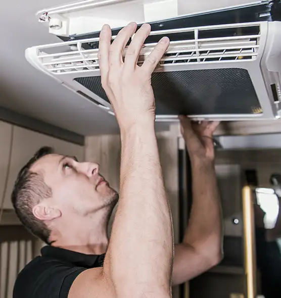  Professional Licensed And Insured Cleaners in Moline, IL